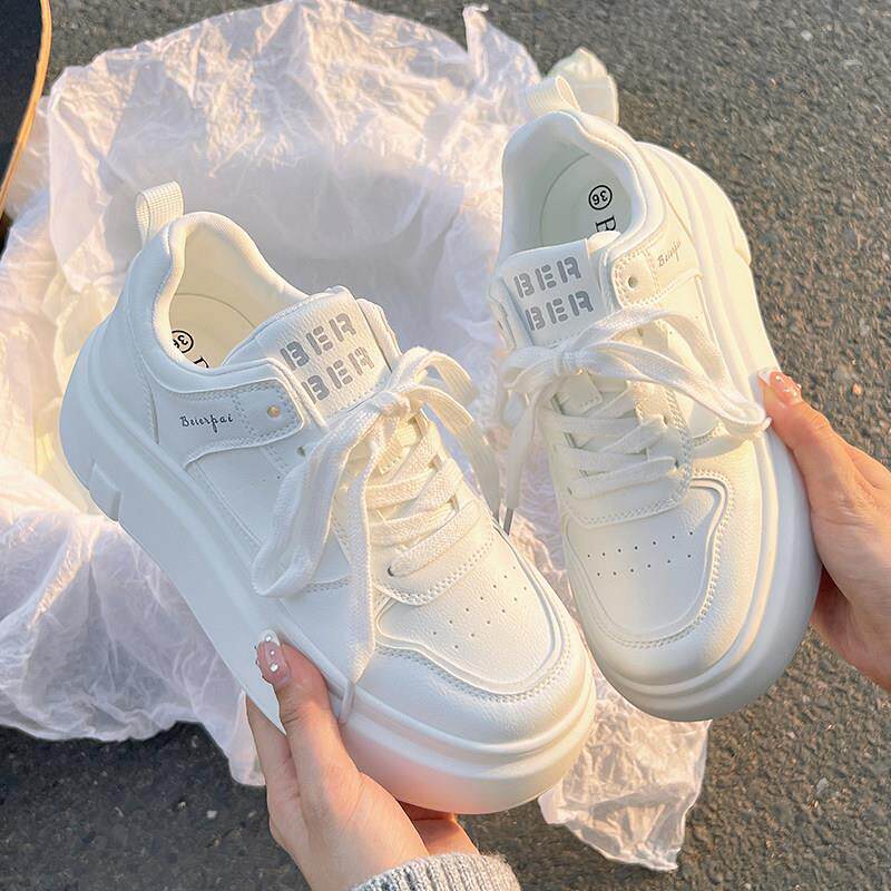 新品厚底增高小白鞋女2026新款春秋轻便女鞋配阔腿裤鞋子运动休闲
