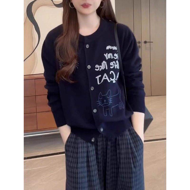 新品韩系卡通小猫刺绣针织开衫女秋季大码胖MM宽松显瘦慵懒风毛衣
