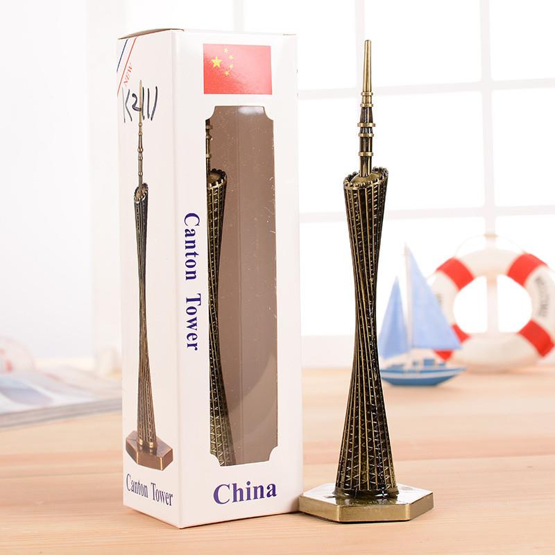 简约现代广州塔模型小蛮腰