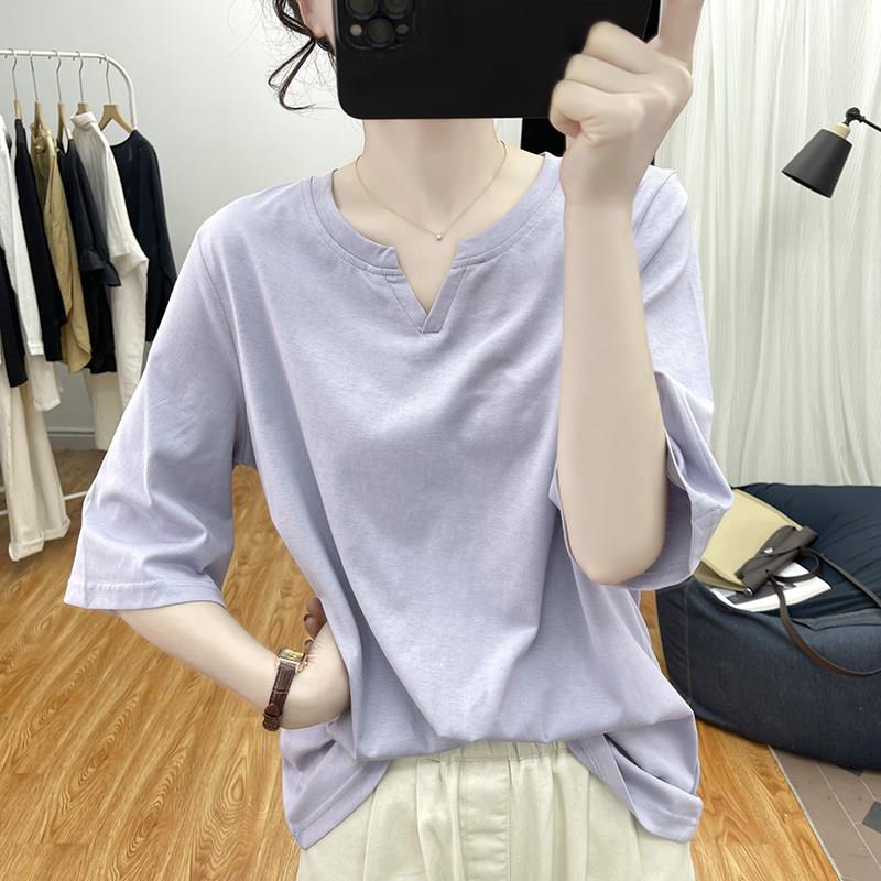 新品纯棉设计感小V领宽松短袖T恤女时尚减龄上衣2026新款港风复古