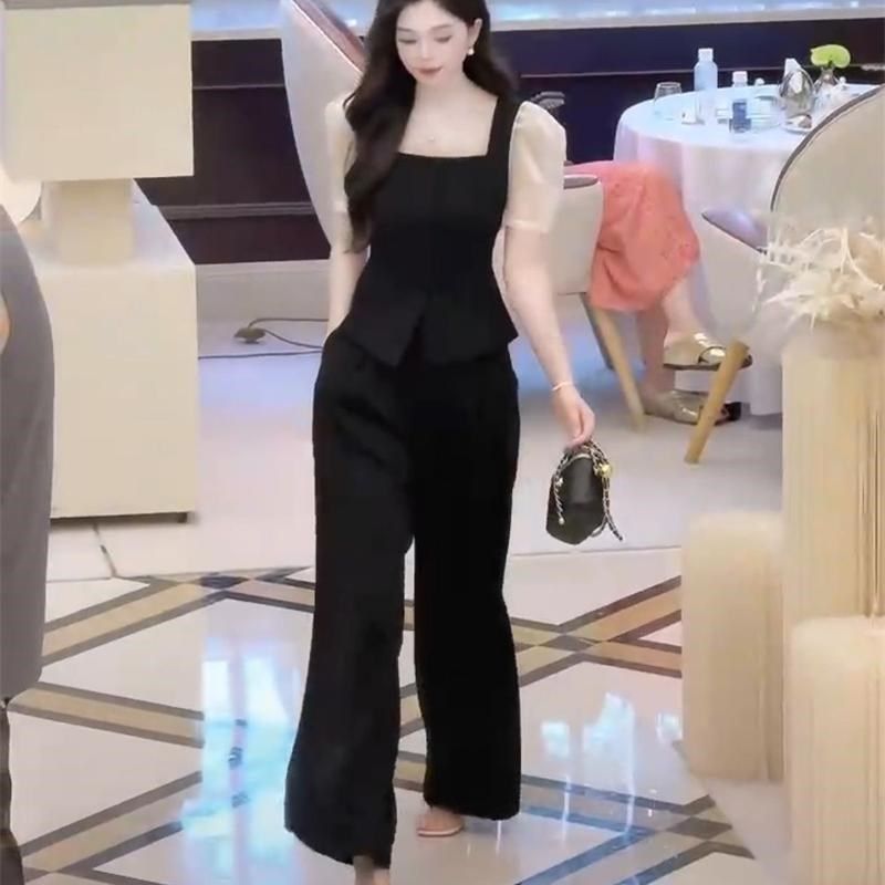 高级感赫本风时尚套装女秋季新款小个子气质收腰S显瘦阔腿裤两件