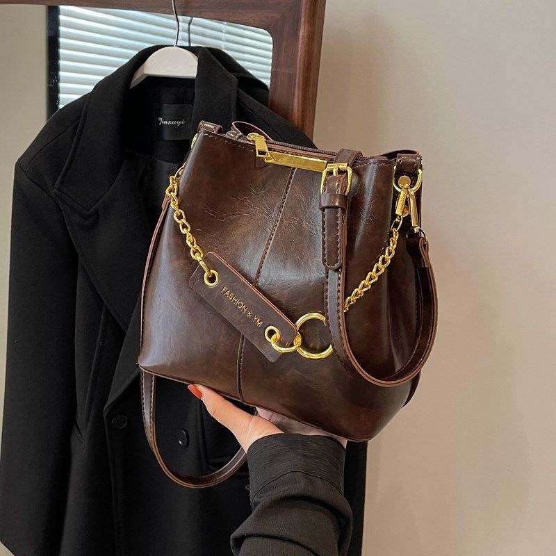 高级质感爆款大容量包包女士2024新款潮时L尚单肩腋下包斜挎水桶,箱包皮具/热销女包/男包,水桶包,淘宝优惠券,粉丝福利购,淘宝优惠卷