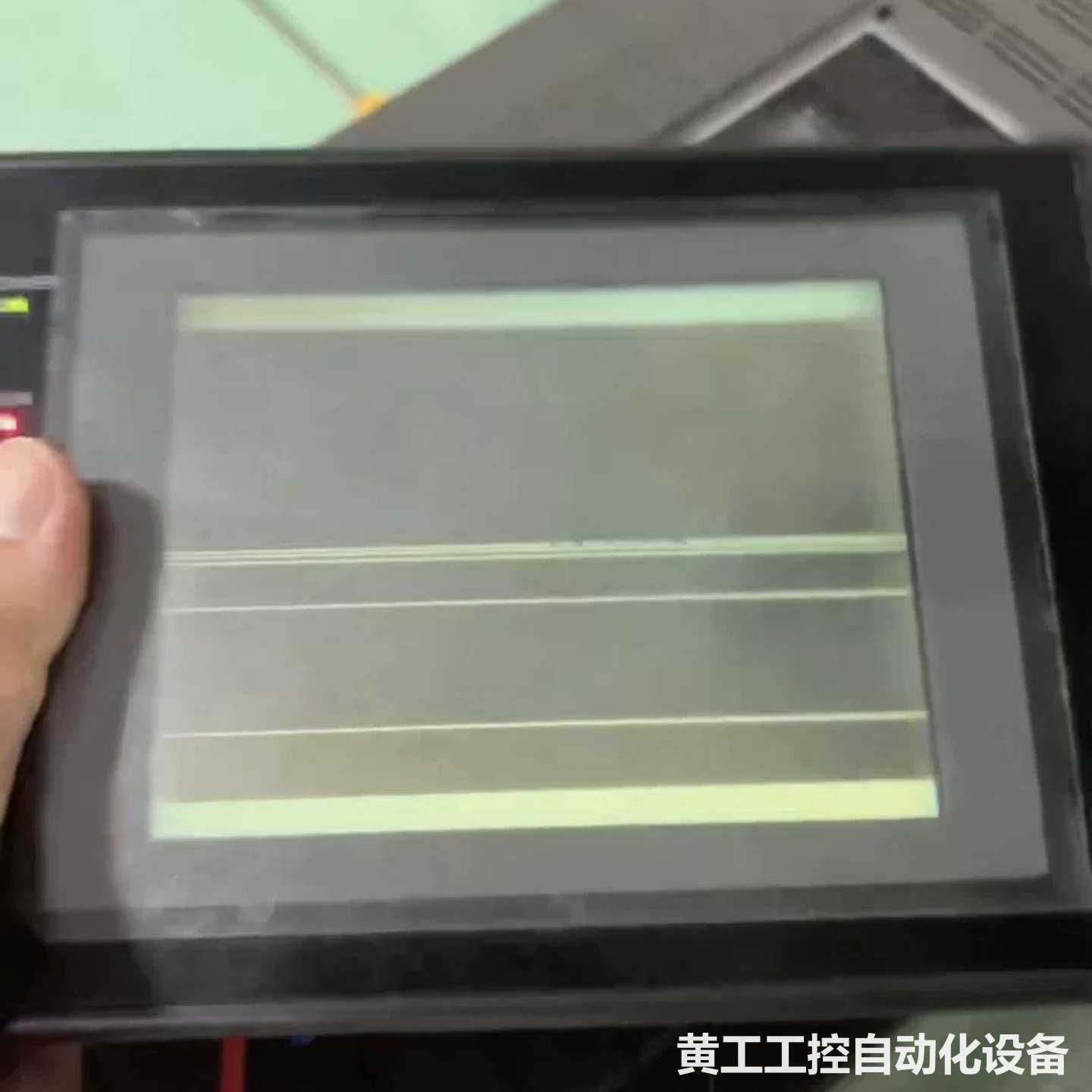 出一台欧姆龙NT30C-ST141B-V1触摸屏,日本制造,