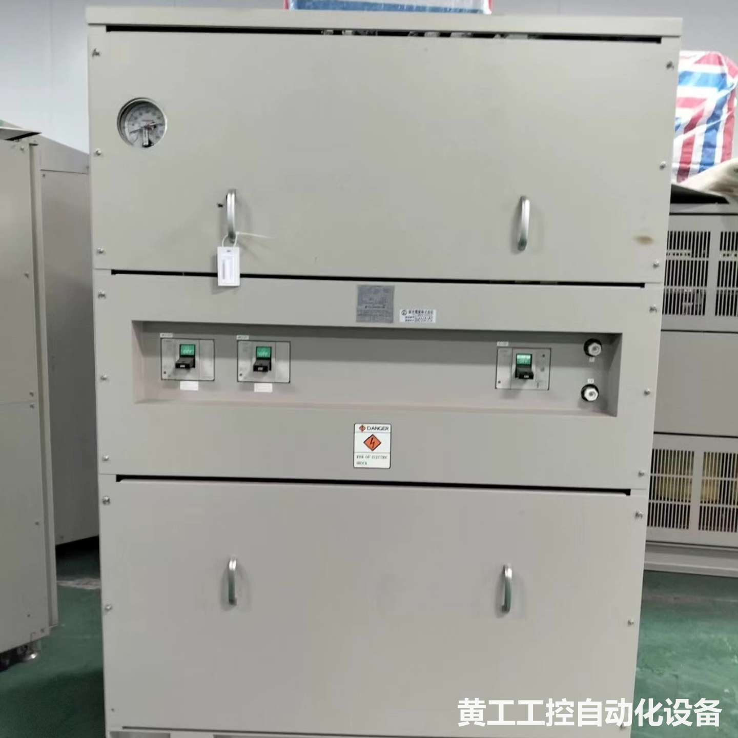 TOYO ELECTRIC三相同步变压器，型号JEC-220