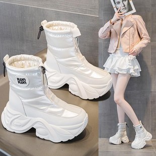 白色雪地靴女款2024新款冬季加绒内增高10cm厚底短靴中筒保暖棉鞋