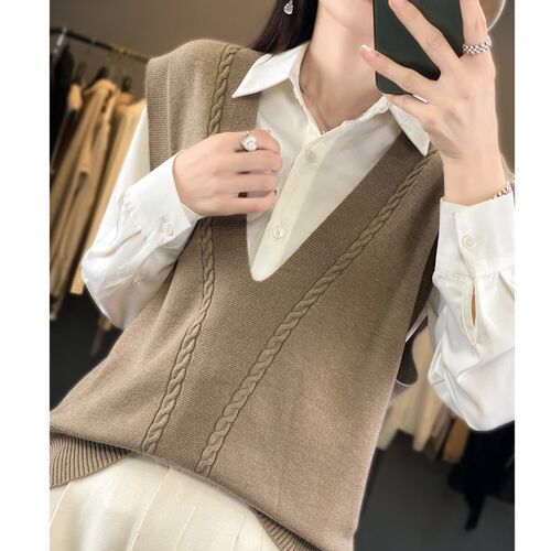 V领针织马甲背心女大码坎肩套头毛衣毛线马甲外搭无袖上衣胖mm秋