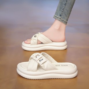 厚底凉拖鞋女夏外穿2025新款时尚绝美配裙子沙滩鞋百搭孕妇一字拖