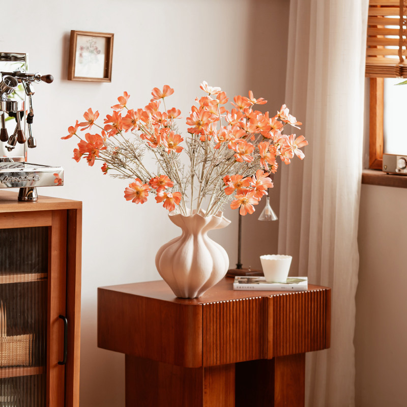 森空间仿真花假花植物装饰软装摆件室内桌面摆设花艺原木风吊钟花