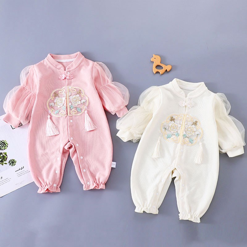 初秋婴儿衣服女孩哈衣百天公主服女宝宝秋装连体衣春秋款洋气外穿