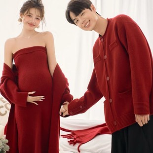 孕妇照服装新年红色毛衣情侣夫妻照影楼孕妈艺术照摄影拍照衣服