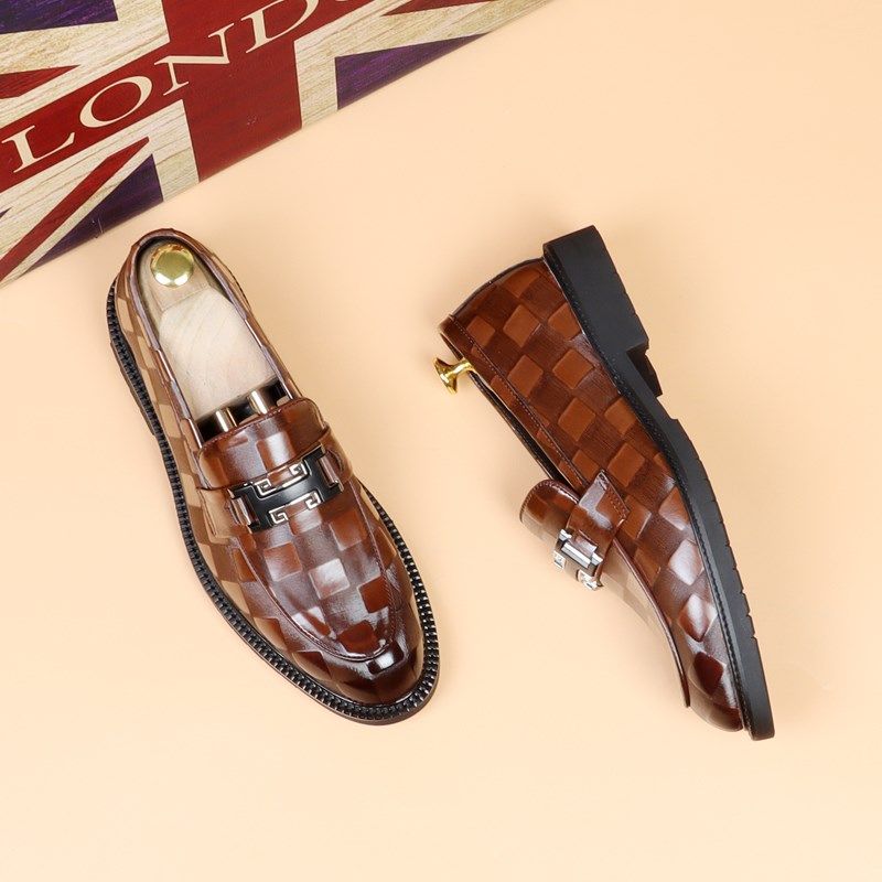 新款尖头皮鞋男韩版套脚增高豆豆鞋一脚蹬休M闲鞋金属扣发型师鞋,流行男鞋,休闲皮鞋,淘宝优惠券,粉丝福利购,淘宝优惠卷