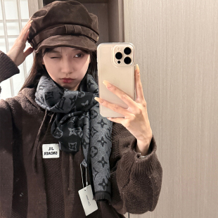 2025秋冬季围巾大牌女新款高级感休闲百搭防寒保暖围脖披肩礼盒装