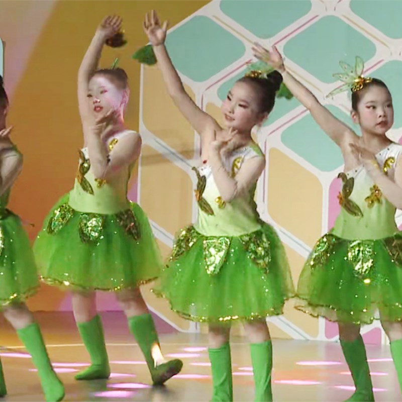 儿童小草演出服锄禾春晓荷塘月色舞蹈绿叶纱裙表演服老师亲妈妈亲