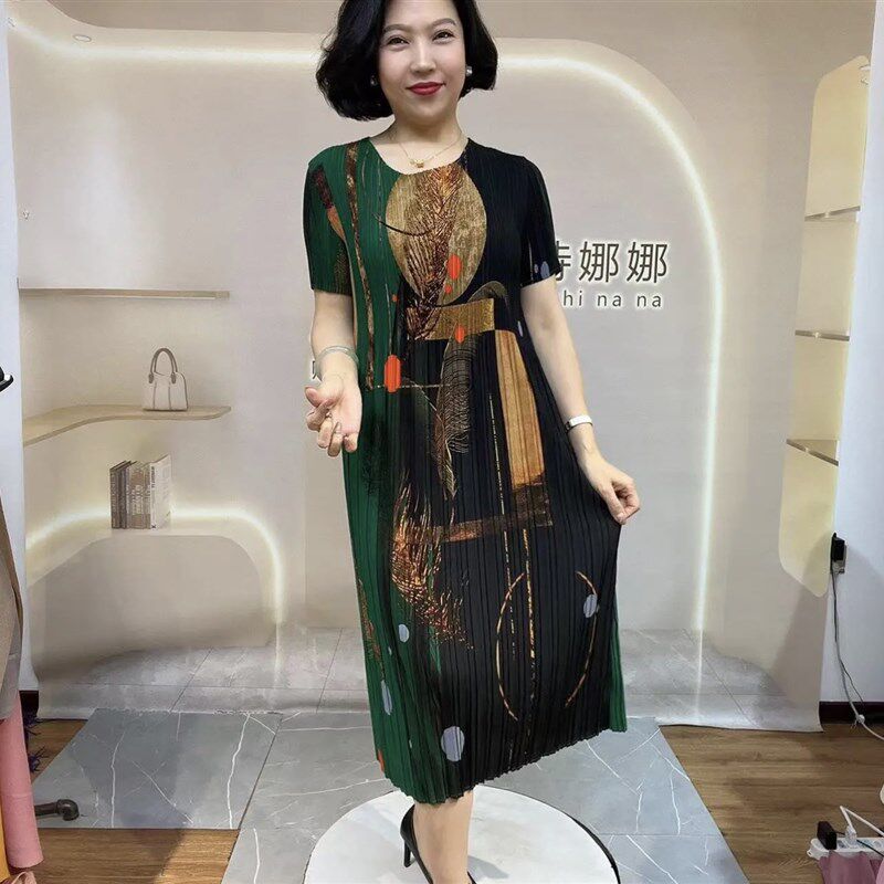 中老年妈妈连衣裙夏季新款短袖真丝褶皱薄款透气牡丹花大码裙子