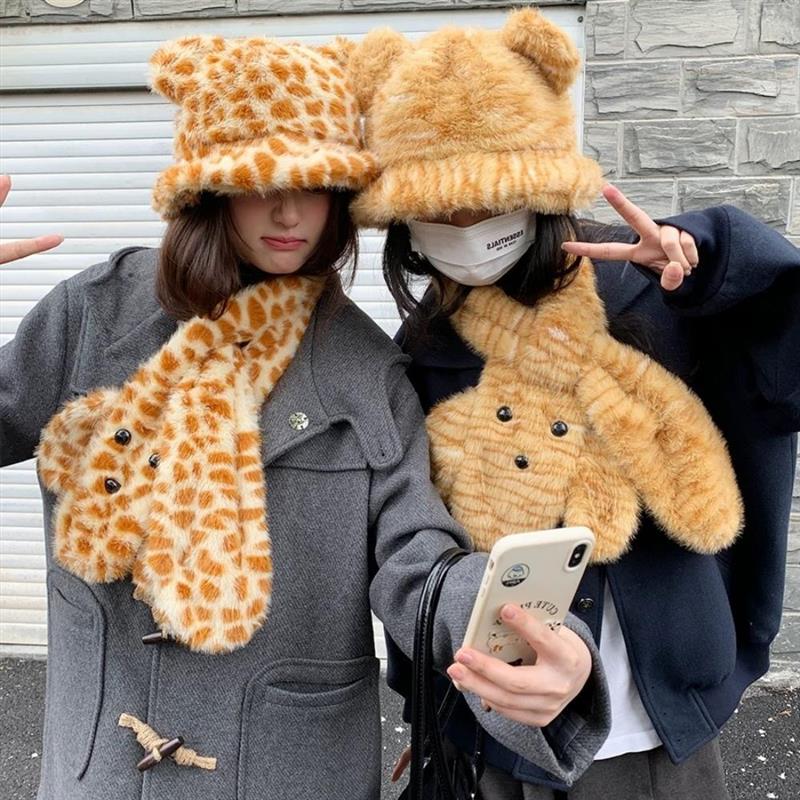新款可爱虎纹小熊毛绒渔夫帽子女秋冬护脖防寒保暖卡通围脖学生潮