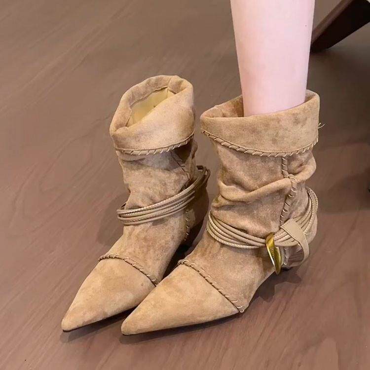 极速羊皮版~小众设计感绑带马丁靴女尖头粗跟褶皱堆堆靴复古绒面
