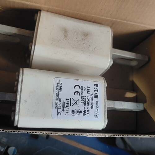 可维修正品巴斯曼熔断器170M3696