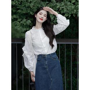 法式白色荷叶边长袖衬衫女早春2026新款高级感泡泡袖蕾丝刺绣上衣