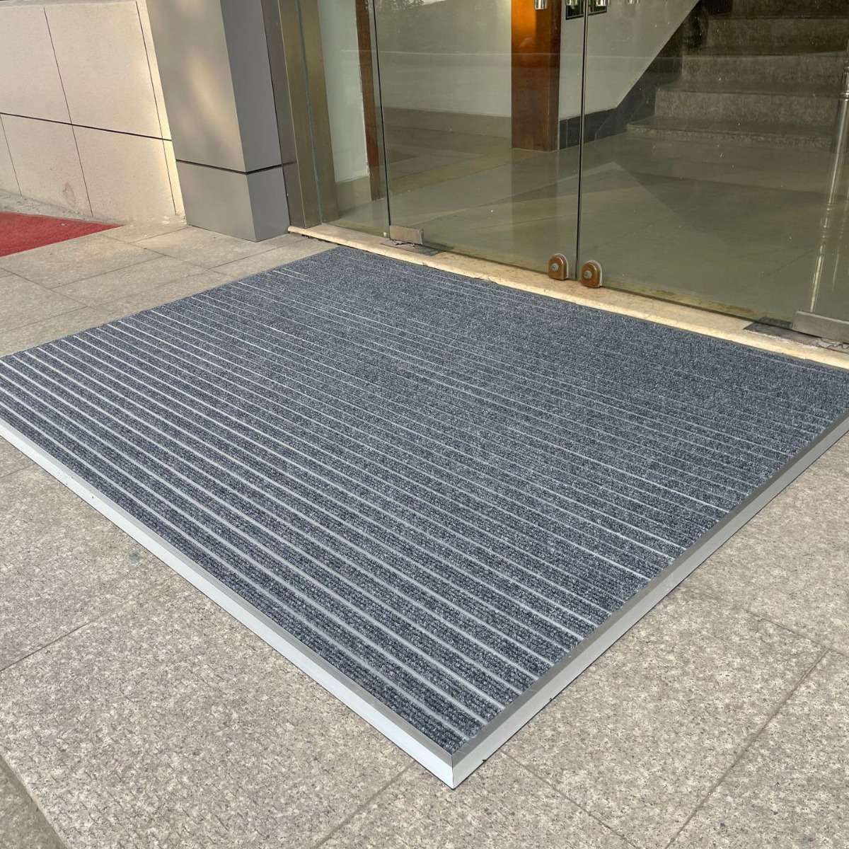 必拓商铺入口大门口进门铝合金地垫户外室外除尘防滑地毯户外商用