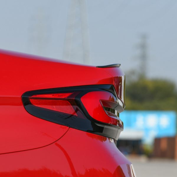 适用马5系 G30 525i 530i 2018+ M5款尾翼顶