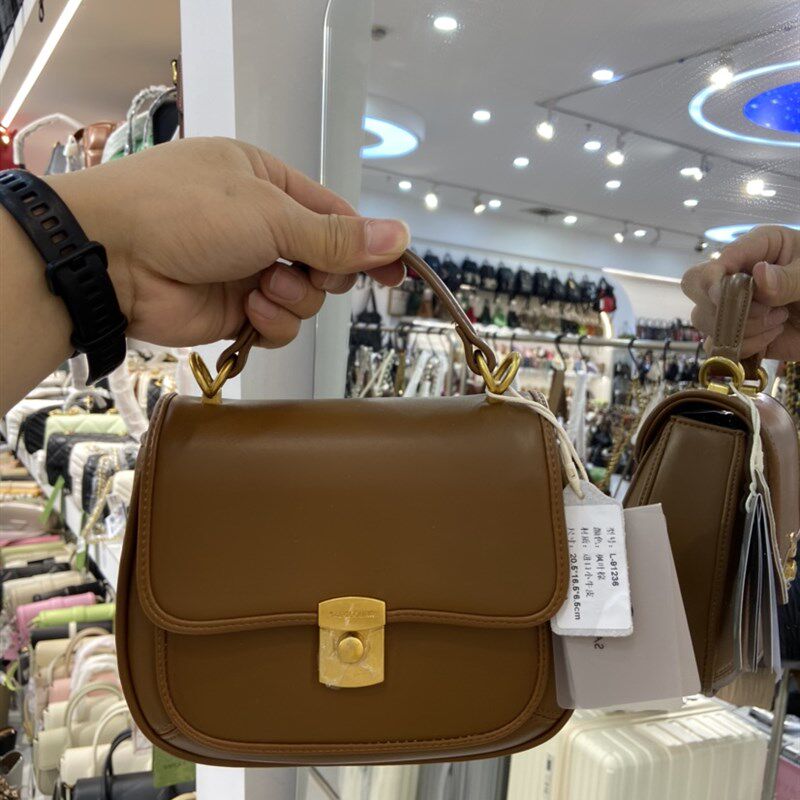 叁可91236新款女包马鞍包单肩斜挎包韩版时尚设计款潮流包包年轻
