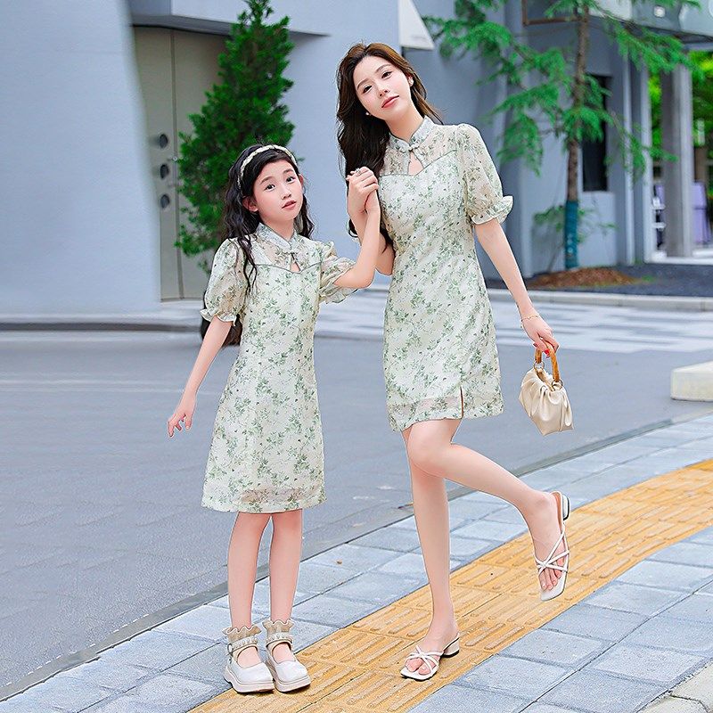不一样亲子装夏季国风旗袍修身洋气改良新中式裙子母女炸街连衣裙