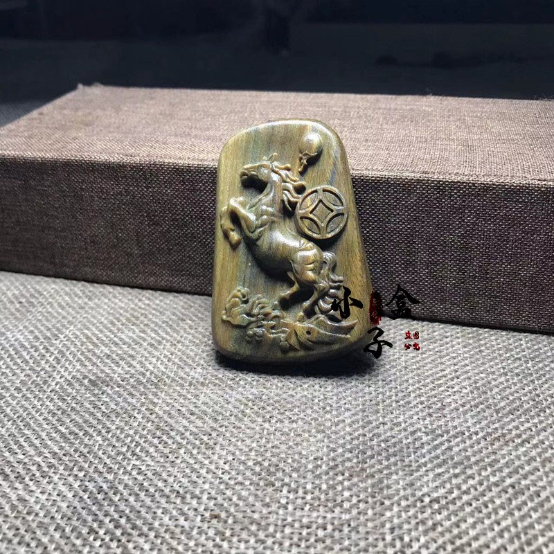 阿根廷绿檀木十二生肖马挂件马到成功本面年吊坠项链车挂订制刻字