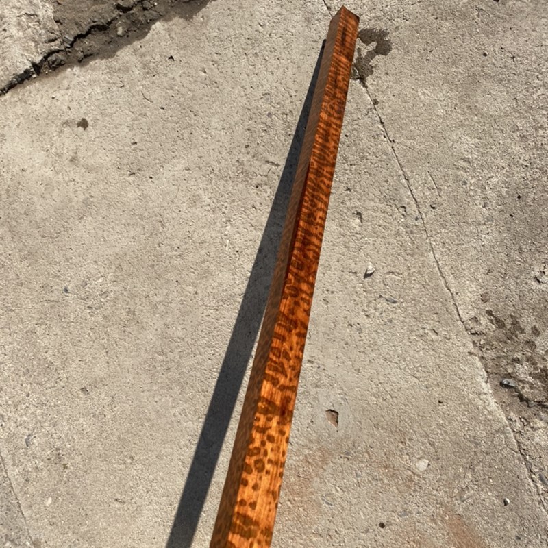 蛇纹木原木贴片刀把料定制蛇纹木源头厂家蛇纹木手杖料30x4x4