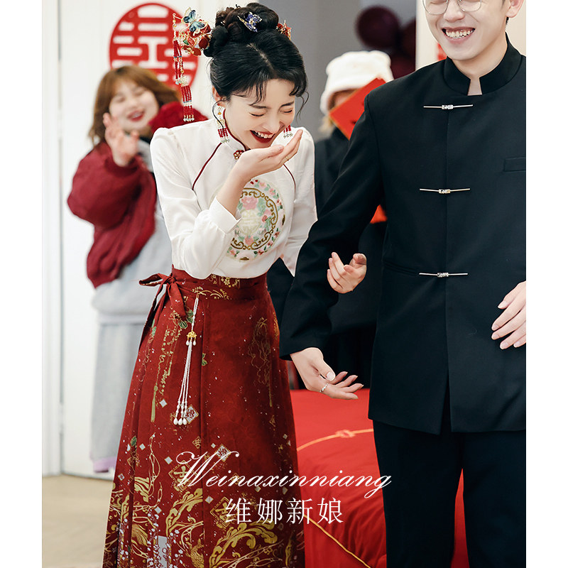 马面裙婚服敬酒服新娘2025新款高级感新中式古装订婚礼服套装结婚