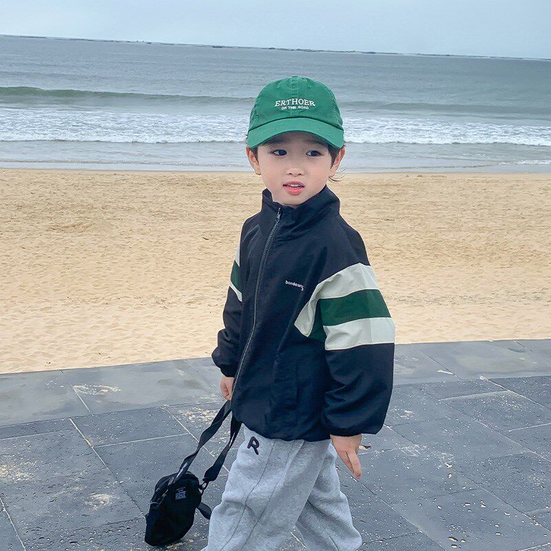 男童春秋外套2024新款秋装儿童冲锋衣秋季薄款宝宝夹克男孩衣服潮