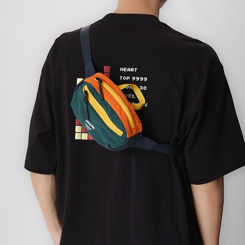 户外轻便腰包包时尚单肩斜挎包百搭休闲旅行休闲男女小胸包手机包