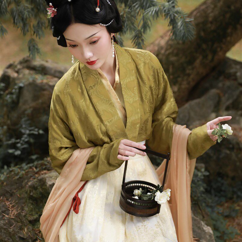 宋朝金飞机v袖带绢连体百褶裙