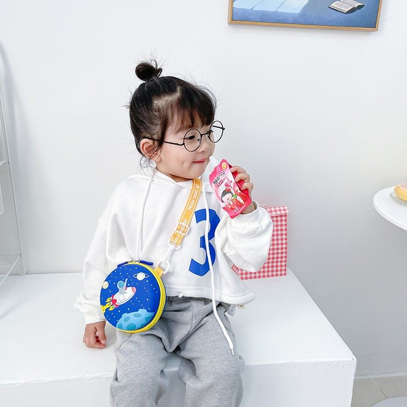 儿童蛋壳包包可爱卡通小挎包2021新款宝宝零钱包幼儿外出单肩包潮
