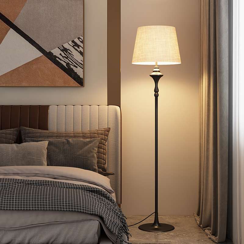 美式轻奢落地灯客厅复古现代简约落地台灯卧室茶几创意护眼立式灯