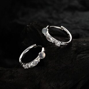 E6081 简约级感锆石耳环百搭S925纯银白玛瑙耳扣女日常通勤