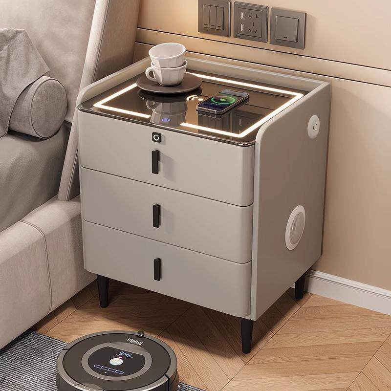 实木智能床头柜现代简约轻奢多功能插排无线充电音响指纹锁床边柜