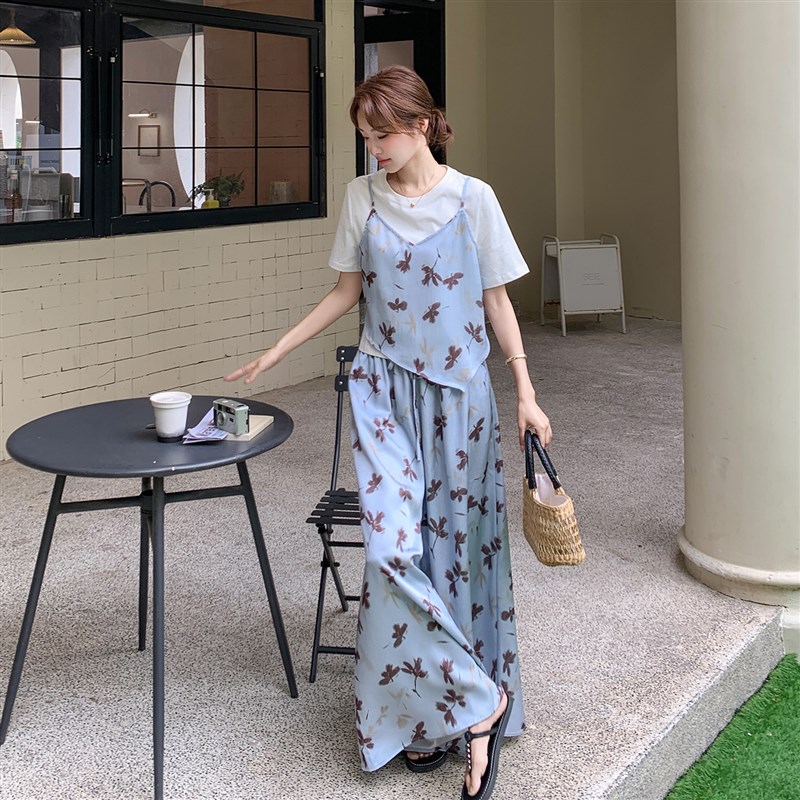 撞色假两件碎花Tk恤套装女2025年夏装新款设计感休闲阔腿裤两件套