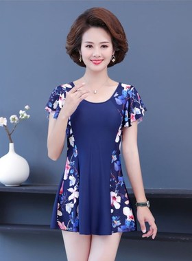 2021c新款中老年泳衣女遮肚显瘦大码保守连体裙式温泉妈妈游泳装
