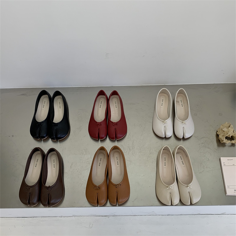 红色包鞋女平底20m23年秋季新款浅口猪蹄分趾一脚蹬软底奶奶豆豆,女鞋,浅口单鞋,淘宝优惠券,粉丝福利购,淘宝优惠卷