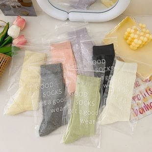 多巴胺色系袜子女MIU风超薄走秀款 中筒棉袜小红书纯色女