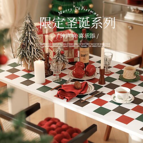 新年PVC桌垫免洗防油防水节日氛围感H桌布美式餐桌垫桌面保护垫子