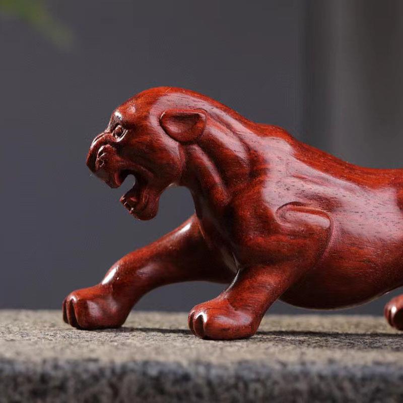 小叶紫檀木雕豹子实木一路暴富工艺品红木雕刻办公桌家居摆件