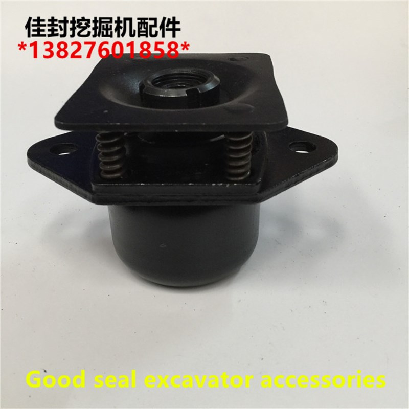 挖掘机配件玉柴YC35 60 65 80 85-6 135-8 驾驶室减震Z胶机脚胶垫