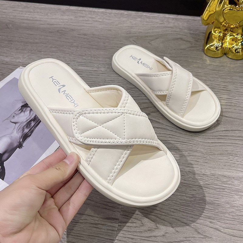 网红凉拖女2024年夏季新款外穿平底仙女风软底R踩屎感女鞋沙滩拖