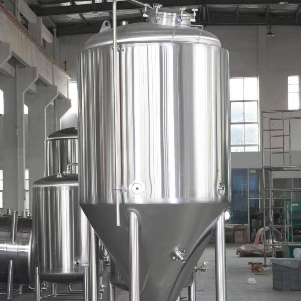 工厂直发全自动啤酒灌装设备不锈钢材质1吨大容量啤酒发酵罐