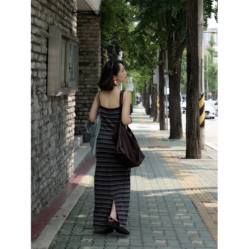 【叭哒不惑】 毛毛虫 羊毛时尚百搭长款针织条纹女装吊带连衣裙