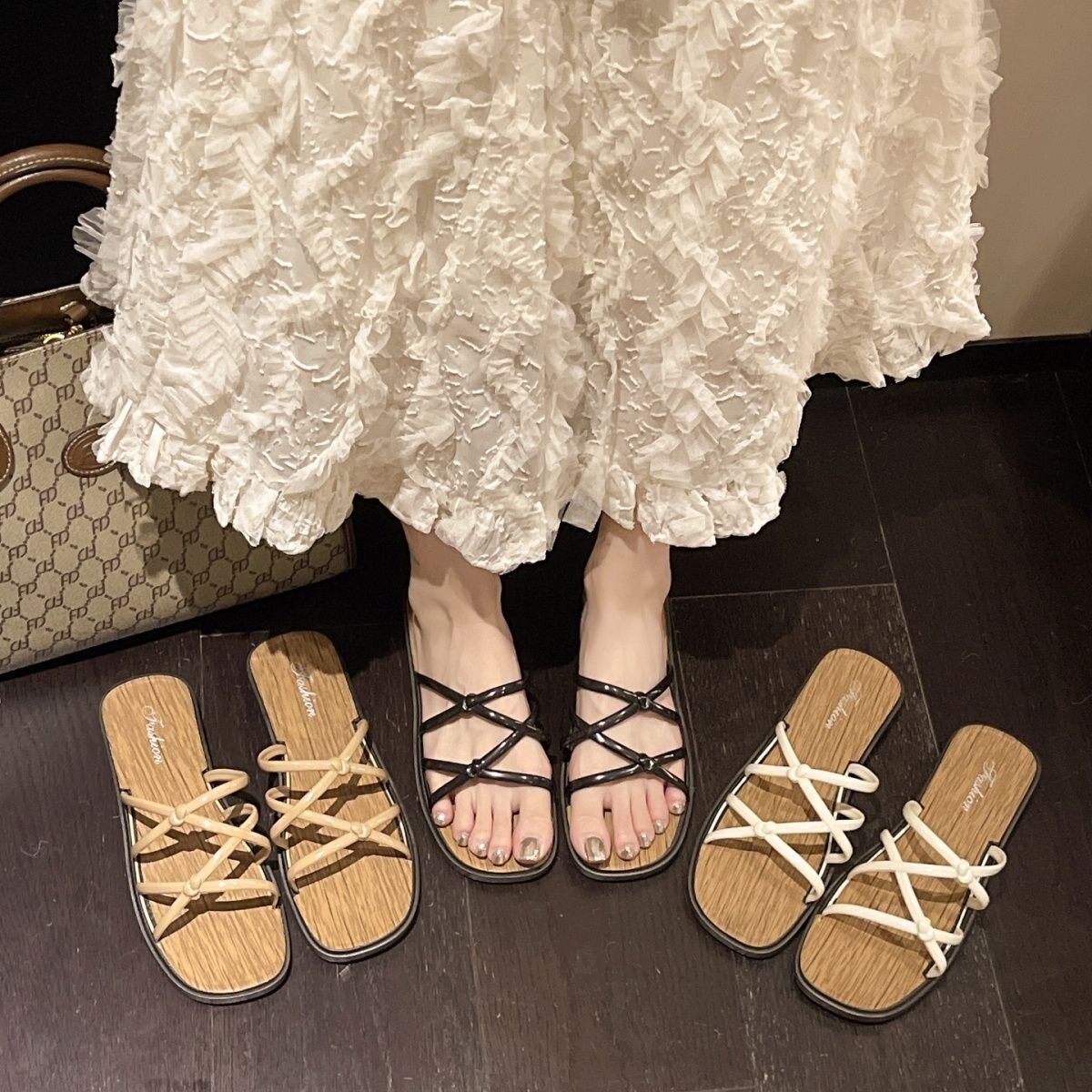法式坡跟一字带露趾细带女凉鞋