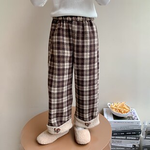 女童加绒裤子秋冬2024新款一体绒儿童洋气格子裤女宝宝冬装直筒裤