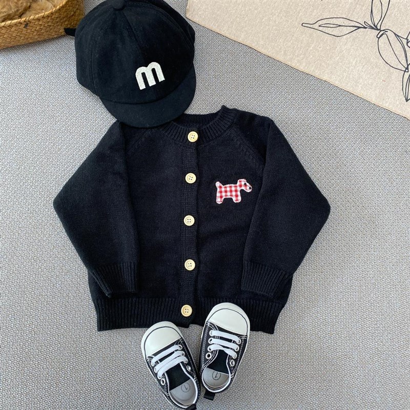 男女宝宝春秋款黑色针织开衫婴儿洋气简约百搭毛线上衣外套春装潮