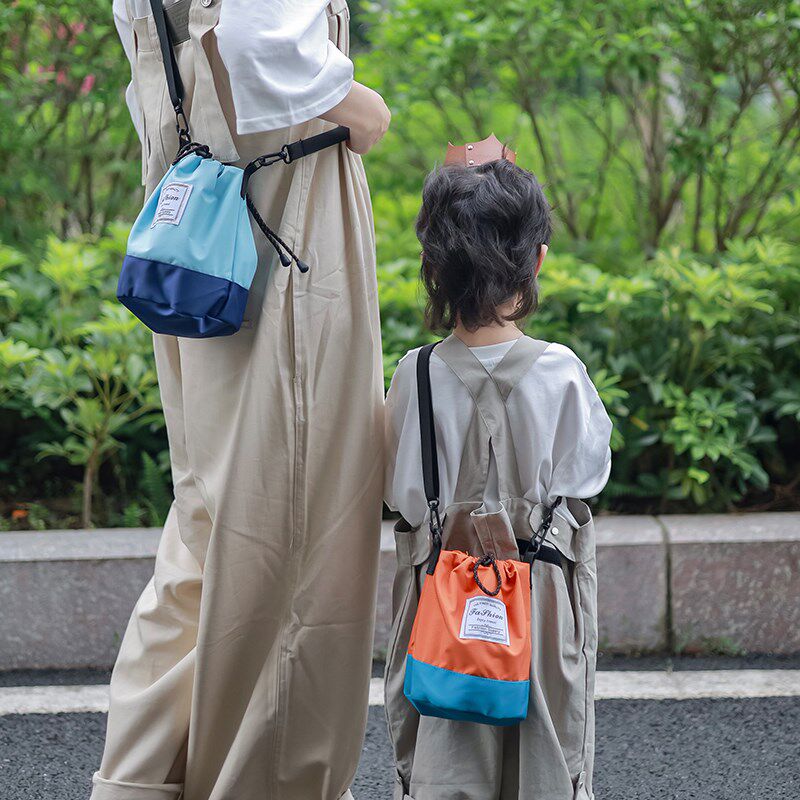 儿童包包2024新款网红时尚男童宝宝手提包小女孩亲子户外出斜挎包